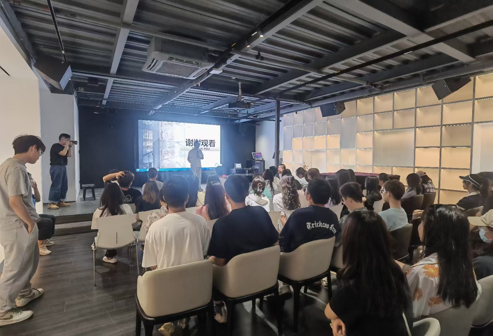 1738983996532446.jpg 1738983996532446.jpg